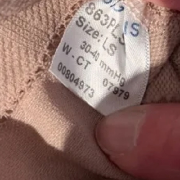 Sigvaris compression tights - Picture 3 of 3